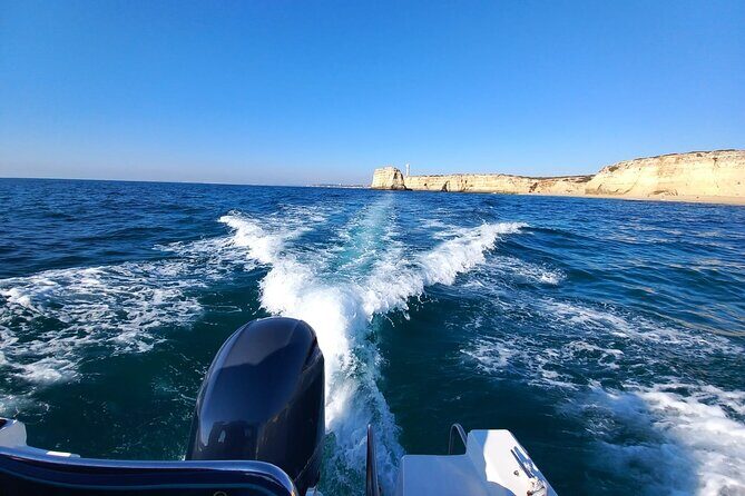 Boat tour Benagil Caves - The Experience on Board