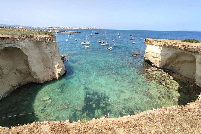 Boat tour in Pillirina, sea caves and Ortigia and prosecco - Who Should Consider This Tour?