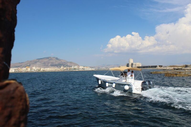 Boat Tour Marettimo Reserve - Group Size and Language