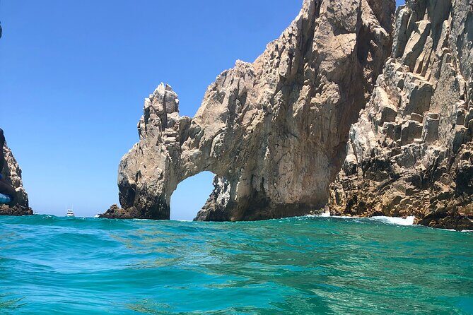 Boat Tour to Cabo San Lucas Arch and Rock Formations - An In-Depth Look at the Experience
