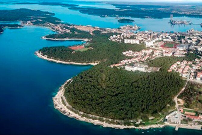 Boat Tour to harbor of Pula with Unlimited Drinks - FAQ