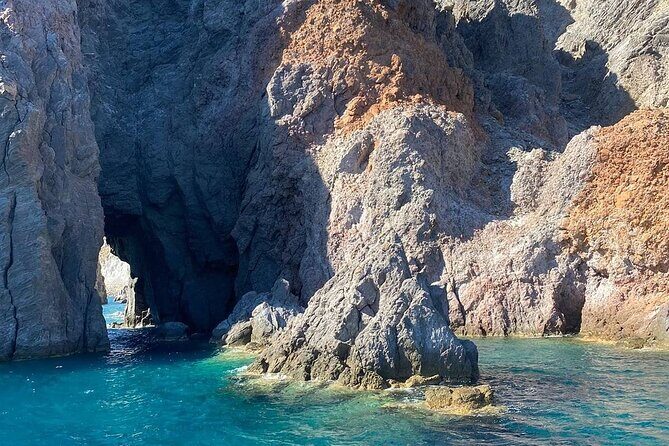 Boat Tour to Lipari and Salina DA Lipari - FAQs