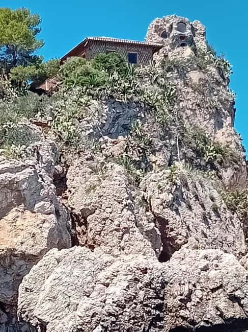 Boat tour:isola bella taormina - The Relaxation and Fun Aspects