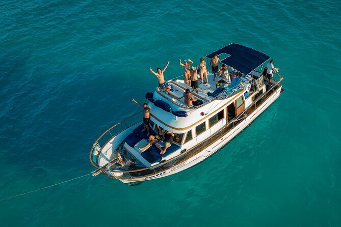 Boating Experience in Cancun Bay. All inclusive. - Key Points