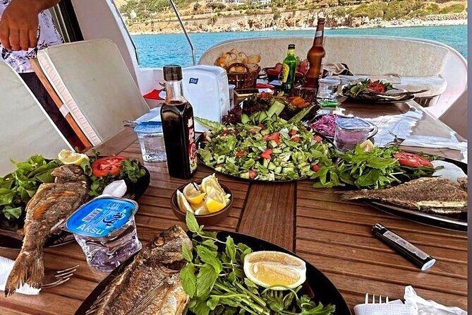 Bodrum Private Motor-Yacht Tour With Lunch For 6 Hours - FAQs
