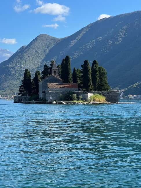 Boka Bay: Lady of The Rocks & Old Town Perast Tour - Key Points