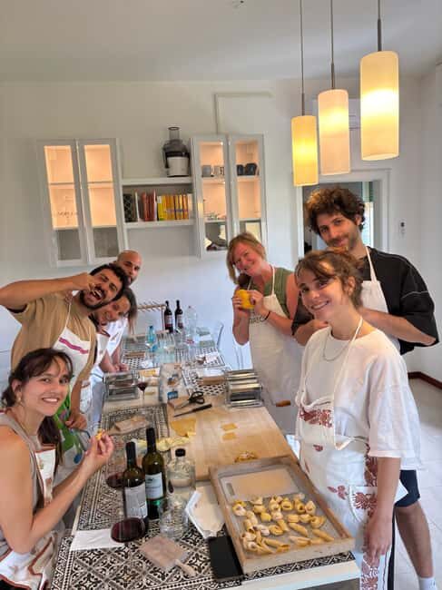 Bologna: 3 Pastas, Tiramisu and Unlimited Wine Tasting - Key Points