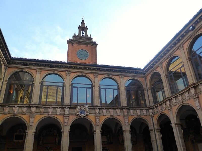 Bologna: Audio-Guided Archiginnasio Visit with Food Tasting - What to Expect on the Tour