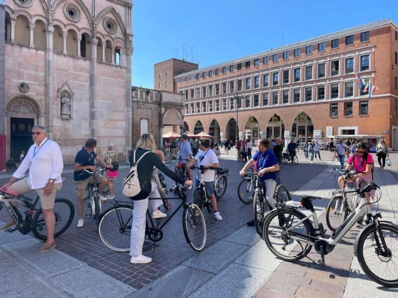 Bologna Bike Tour with Breakfast - Key Points