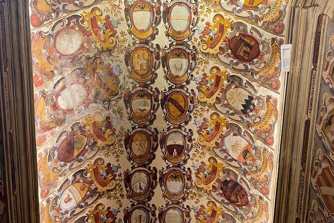 Bologna City Highlights Private Guided Tour at Night - Who Should Consider This Tour?