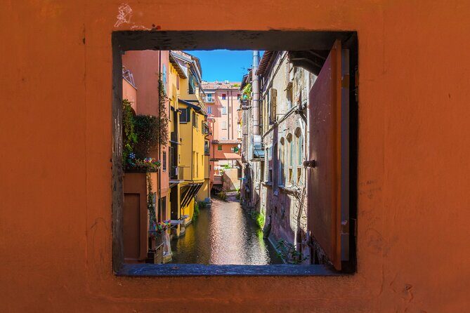 Bologna: City Walk with Audio Guide in 7 Languages on your Phone - User Experience: What Travelers Say