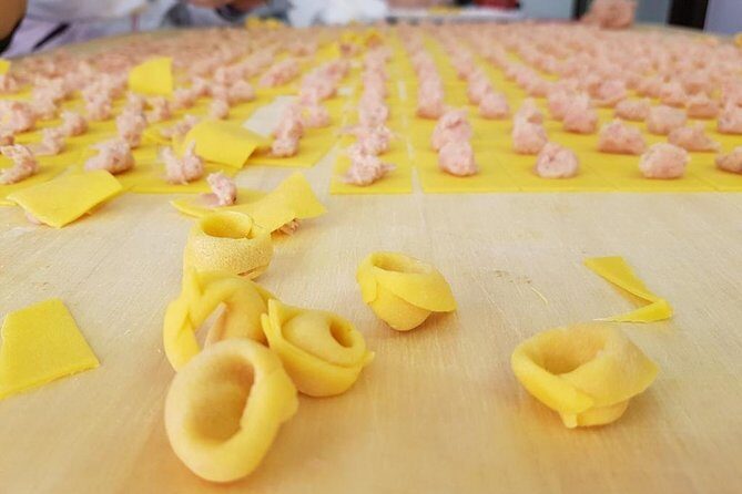 Bologna Food Tour from a local perspective - What the Reviews Say