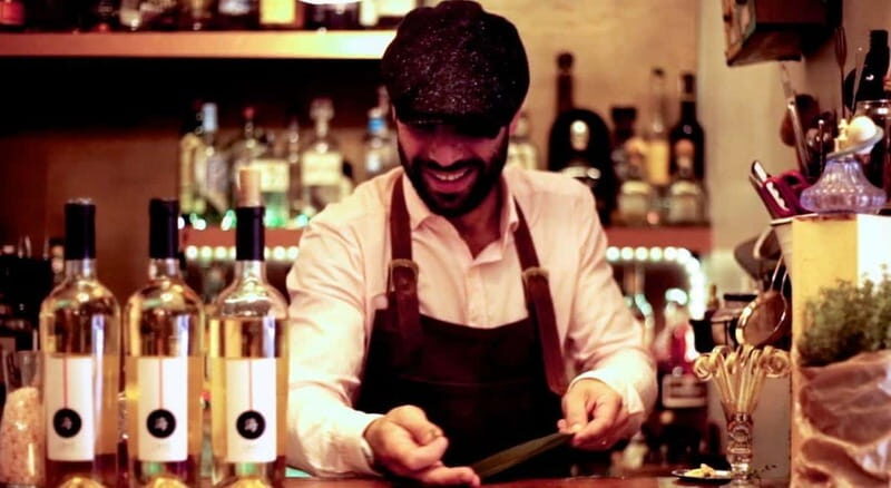 Bologna: Guided Bar Crawl in the Old Town - Key Points