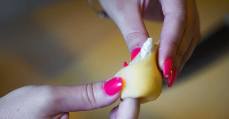 Bologna: Pasta Tagliatelle Ragu Cooking Class with Wine - Key Points