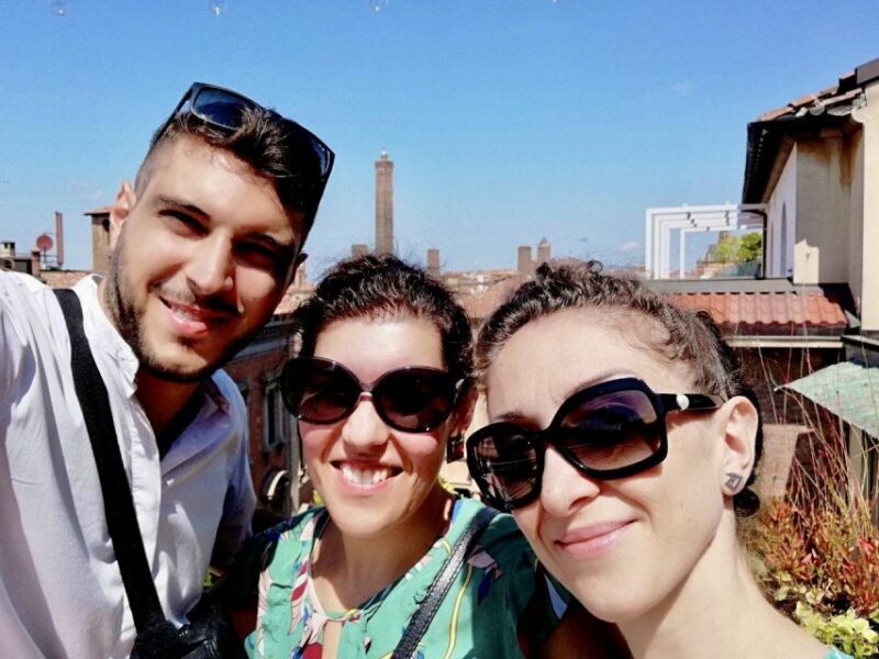 Bologna: Private and Personalized Walking Tour with a Local - Key Points