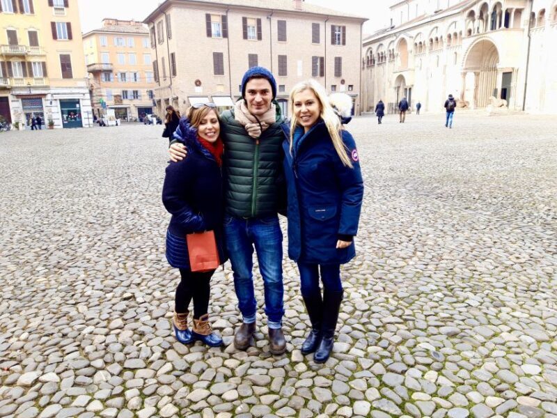 Bologna Private Tour with a Local  Highlights & Hidden Gems - What Do the Guides Do Best?