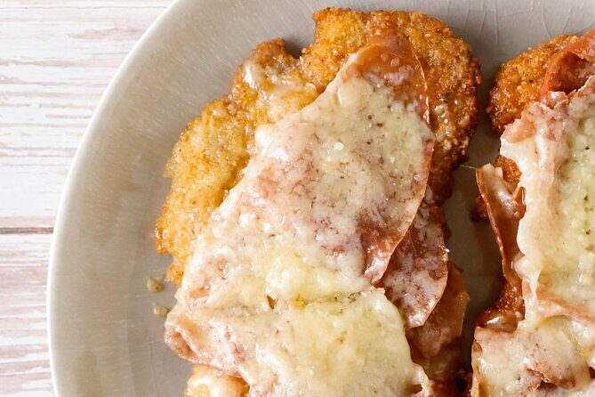 Bologna Walking Tour with Audio and Written Guide - Key Points