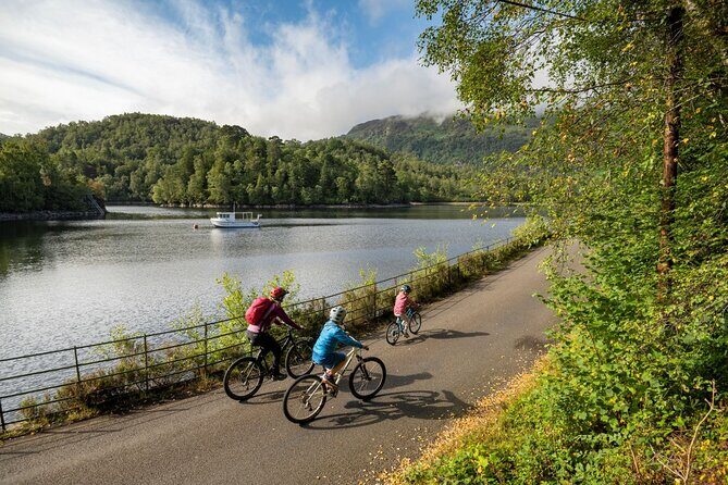 Bonnie Lochs & Bold Whisky Small Group Tour from Edinburgh - Key Points