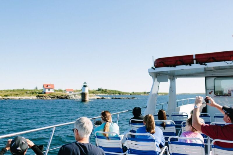 Boothbay Harbor Cruise: Lighthouses, Lobster Haul, and Seals - A Closer Look at the Boothbay Harbor Cruise Experience