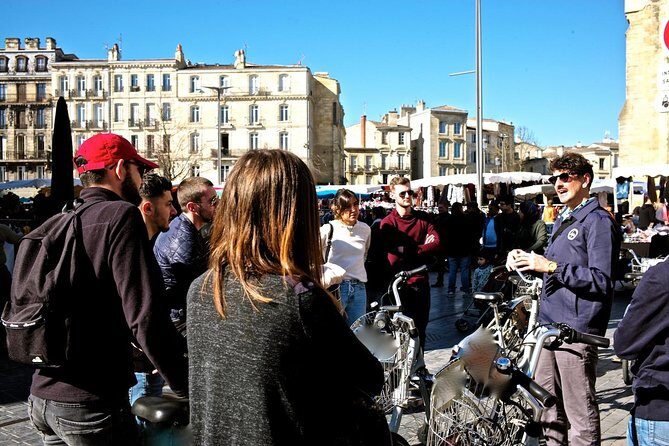 "Bordeaux by bicycle: a 3-hour tour immersive experience" - Pricing and Value