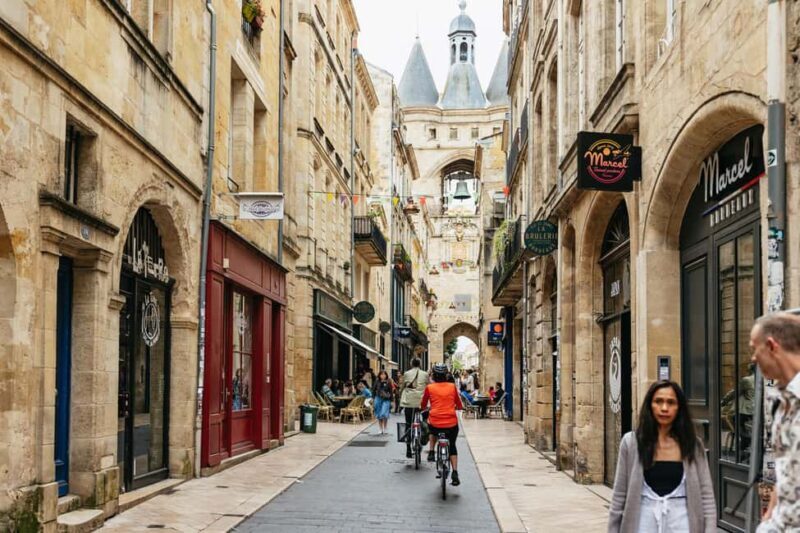 Bordeaux: Historic Center & Chartrons District Bike Tour - What Sets This Tour Apart?