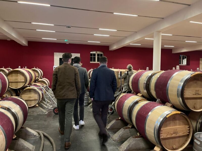 Bordeaux: Medoc tour in a small group (Luxury Mercedes EQV) - FAQ