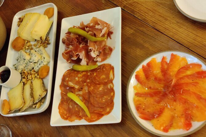 Bordeaux Night Walk Ending with Delicious wine & cheese Tasting - The Itinerary Breakdown