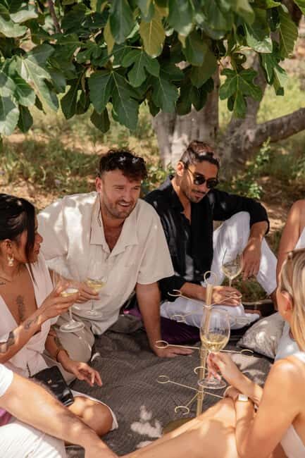 Bordeaux: Private Horseback Ride + Wine Tasting + Picnic - Exploring the Experience in Detail