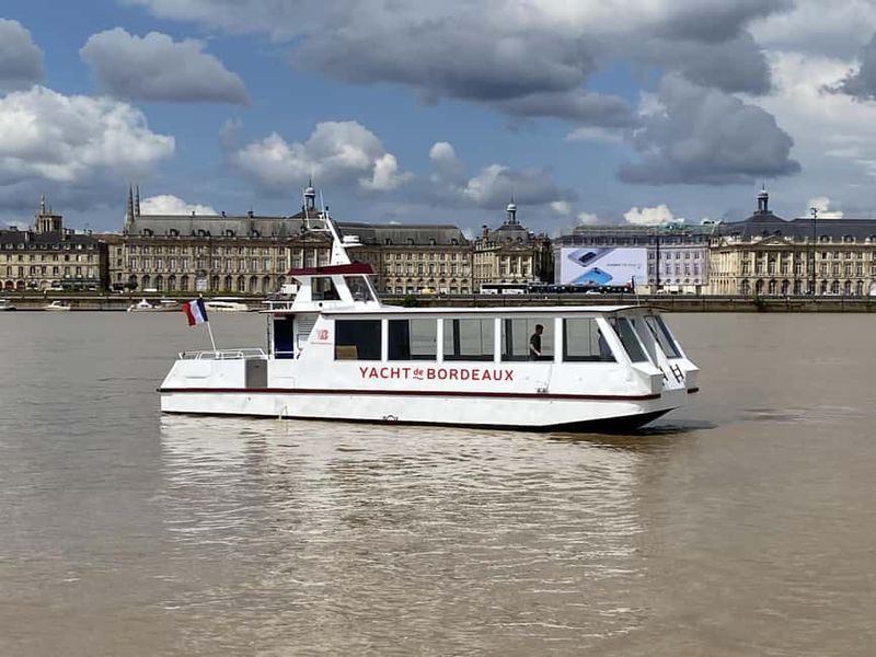 Bordeaux: River Garonne Cruise with Glass of Wine and Canelé - Timing: A Calm 90 Minutes Before Dinner