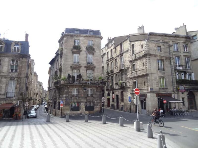 Bordeaux: Tour with Private Guide - FAQ