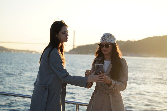 Bosphorus Afternoon Cruise on Yacht - With Live Guide - FAQ