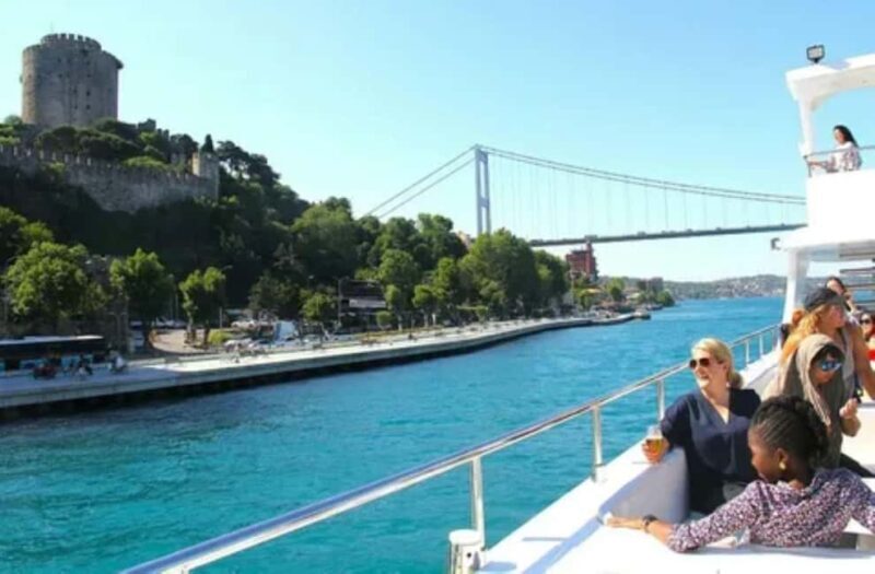 Bosphorus Cruise: Sunset & Night with Transfer & Soft Drinks - Who Is This Tour Best For?