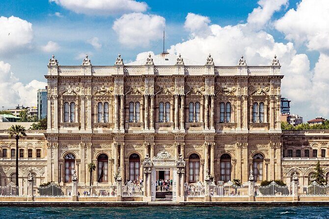 Bosphorus Cruise with Dolmabahce Palace and Istiklal Street Tour - FAQs