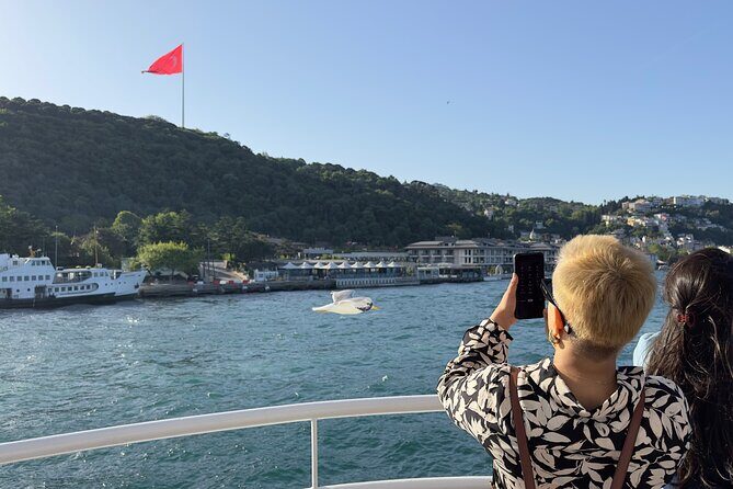Bosphorus Daytime or Sunset Sightseeing Cruise & Audio Guide - FAQs