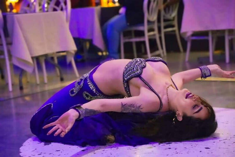 Bosphorus Dinner Cruise w/ Unlimited Drinks & Entertainment - Service, Comfort, and Practical Details