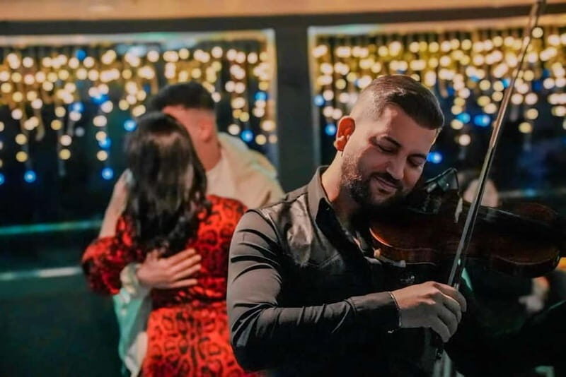 Bosphorus Dinner Cruise w/ Unlimited Drinks & Entertainment - Is It Good Value for Money?