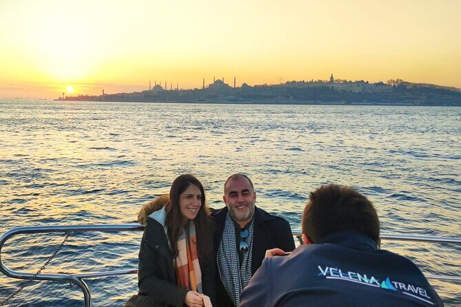 Bosphorus Sunset: An Enchanting Yacht Cruise in Istanbul - What to Expect on the Tour