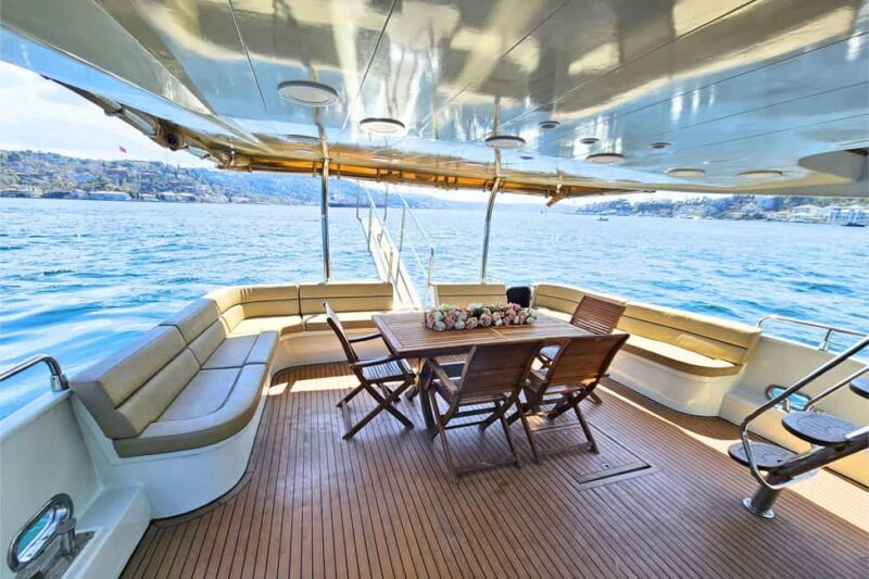 Bosphorus: Sunset Yacht Cruise with Private Yacht - FAQ