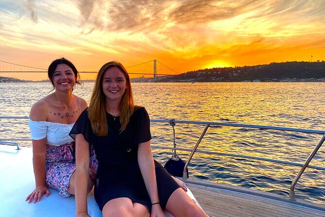 Bosphorus Sunset Yacht Cruise with Snacks and Live Guide - Setting Sail: What to Expect on the Tour