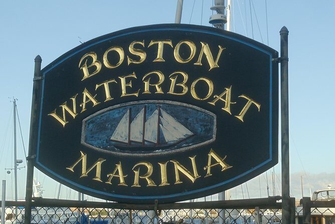 Boston Civic Center self-guided walking tour & scavenger hunt - What are the Highlights?