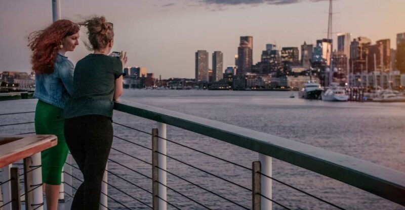 Boston: Cocoa and Carols Holiday Cruise - Food, Drinks, and Whats Included