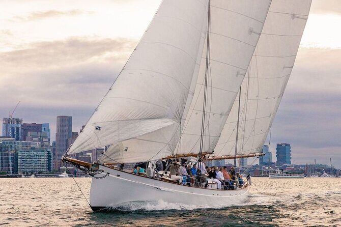 Boston Harbor Sunset Sail Tour - Who Is This Tour Perfect For?