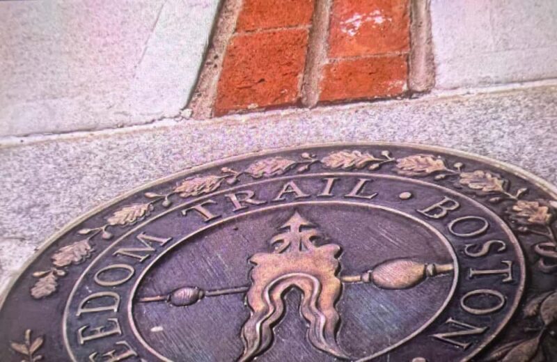 Boston: Hop-On, Hop-Off 20+ Stops Trolley Ticket - The Guides That Make the Difference