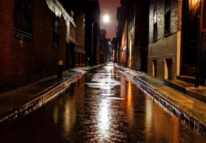 Boston: Private Haunted Ghost Tour After Dark - The Experience Itself