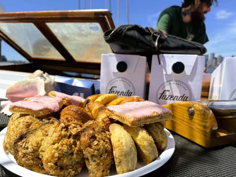 Boston: Sunday Pastry & Prosecco Sail on Boston Harbor - Is it Worth the Price?