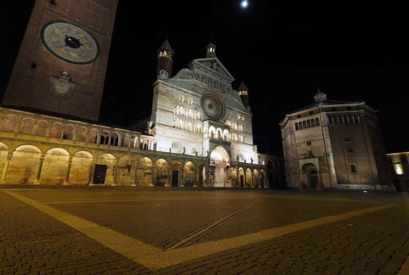 Botteghe e Sapori: Viaggio nella Cremona Artigiana - Exploring Cremona Through Its Shops and Stories