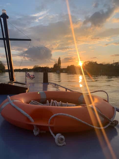 Bourne End: Private Dutch Barge River Cruise with Skipper - Key Points