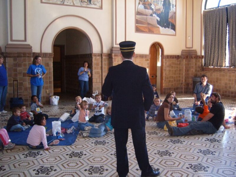 Bowling Green: Historic RailPark & Train Museum Entry & Tour - Key Points