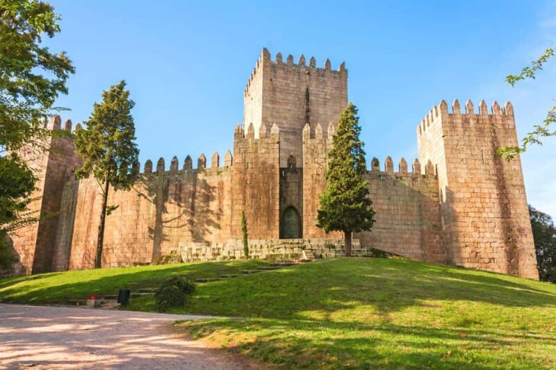 Braga and Guimarães Day Trip from Porto - Key Points