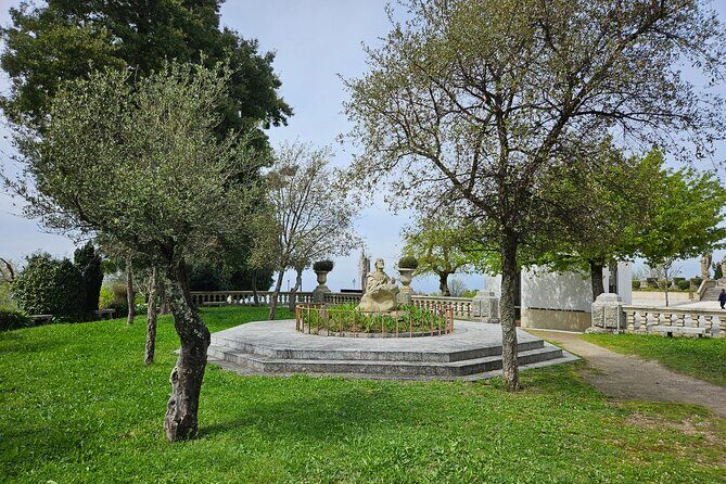 Braga and Guimarães from Porto with limited small group - Is This Tour Right for You?